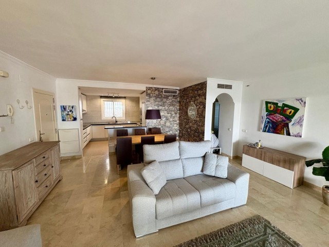 Apartment, Calahonda, R5219575