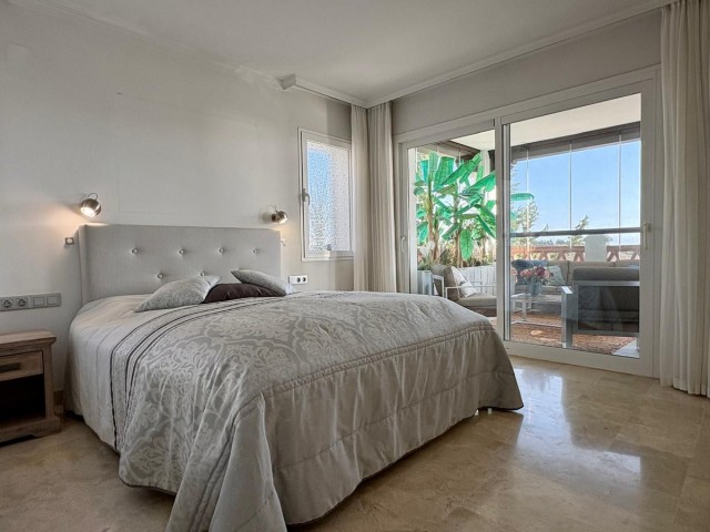 2 Bedrooms Apartment in Calahonda