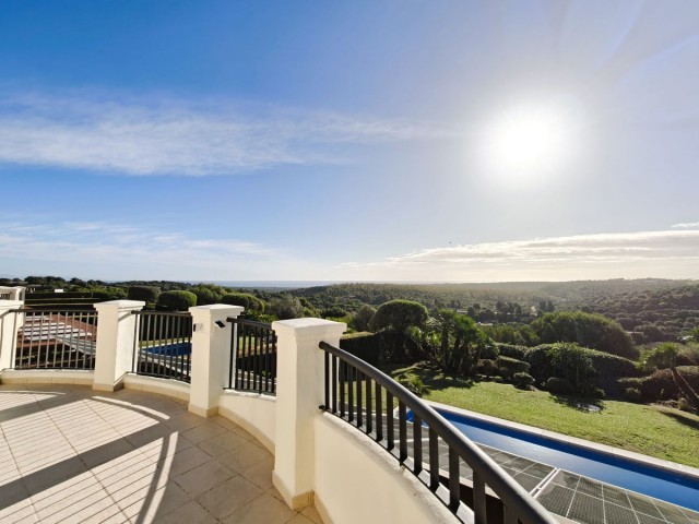 3 Makuuhuoneen Huoneisto San Roque Club