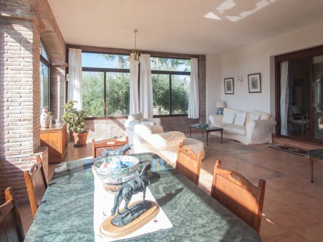 3 Soveroms Villa i Estepona