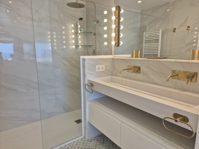 3 Bedrooms Apartment in Guadalmina Baja