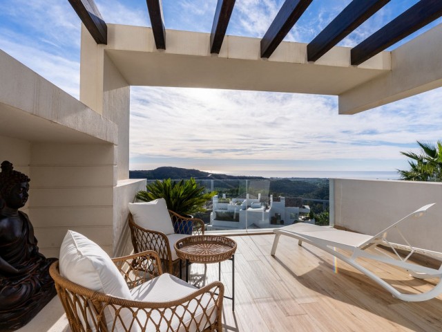 3 Bedrooms Apartment in Benahavís