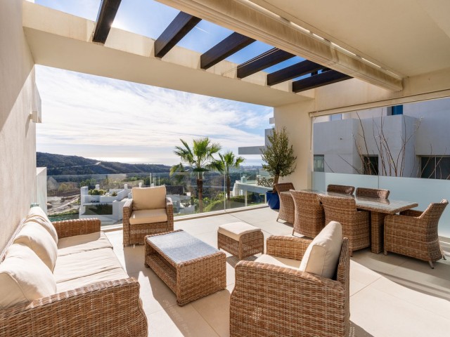 3 Bedrooms Apartment in Benahavís