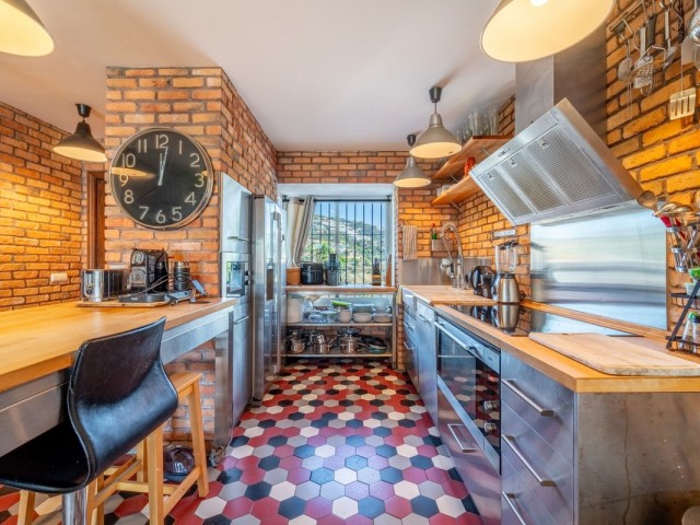 3 Bedrooms Townhouse in Marbella