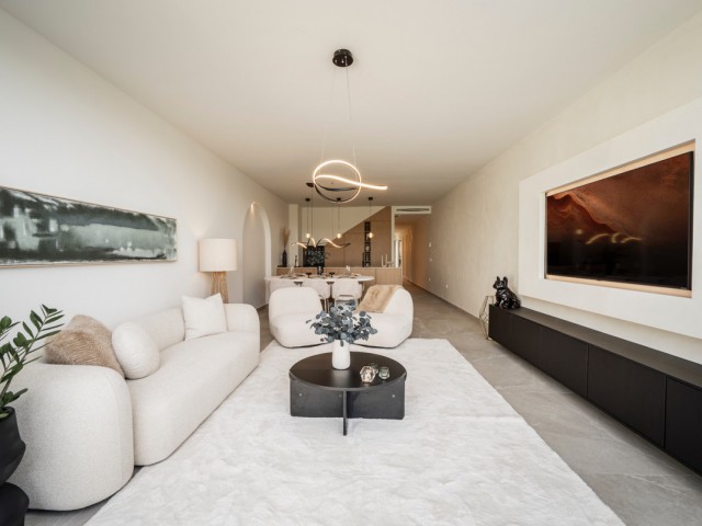 4 Bedrooms Townhouse in Nueva Andalucía