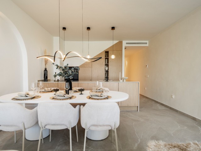 4 Bedrooms Townhouse in Nueva Andalucía