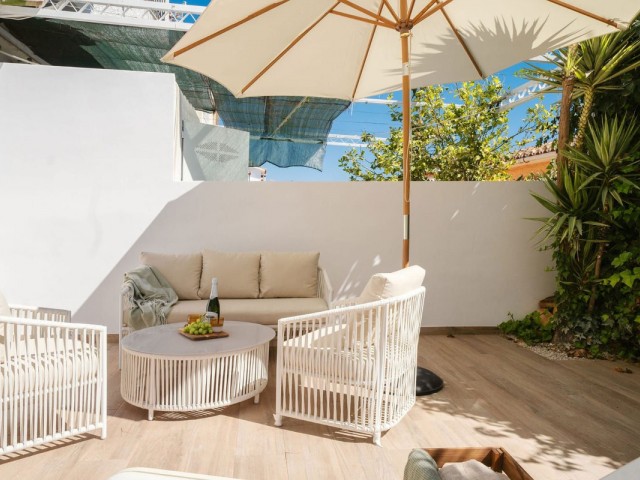 2 Bedrooms Townhouse in Benalmadena