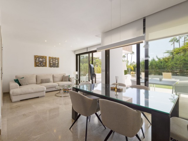 3 Soveroms Rekkehus i Nueva Andalucía