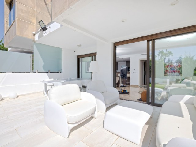 3 Soveroms Rekkehus i Nueva Andalucía