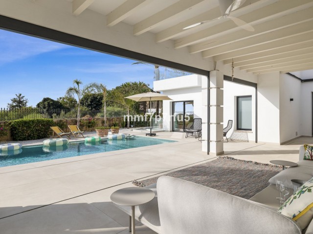 4 Bedrooms Villa in Marbella