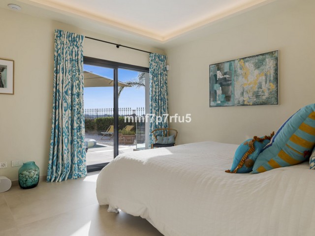 4 Bedrooms Villa in Marbella