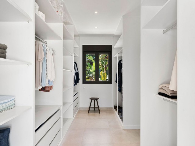 4 Soveroms Villa i Nueva Andalucía