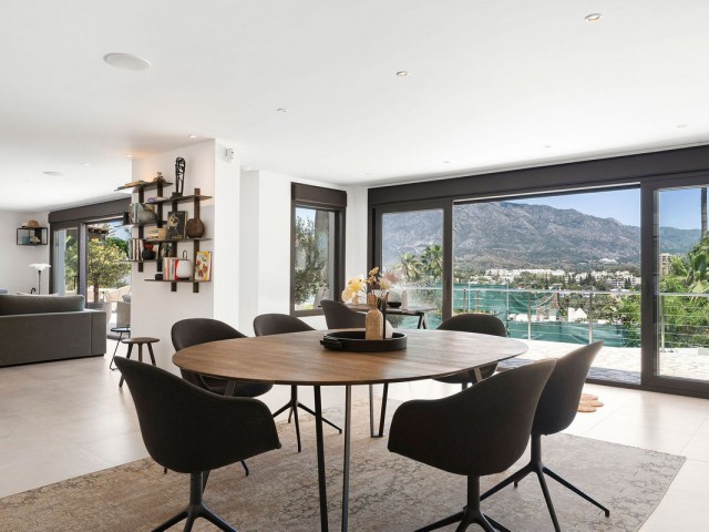 4 Schlafzimmer Villa in Nueva Andalucía