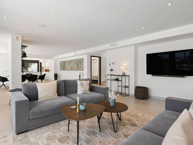 4 Schlafzimmer Villa in Nueva Andalucía