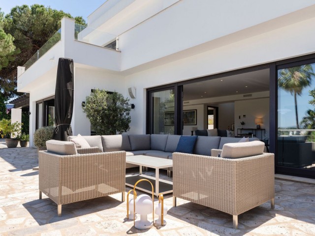 4 Schlafzimmer Villa in Nueva Andalucía