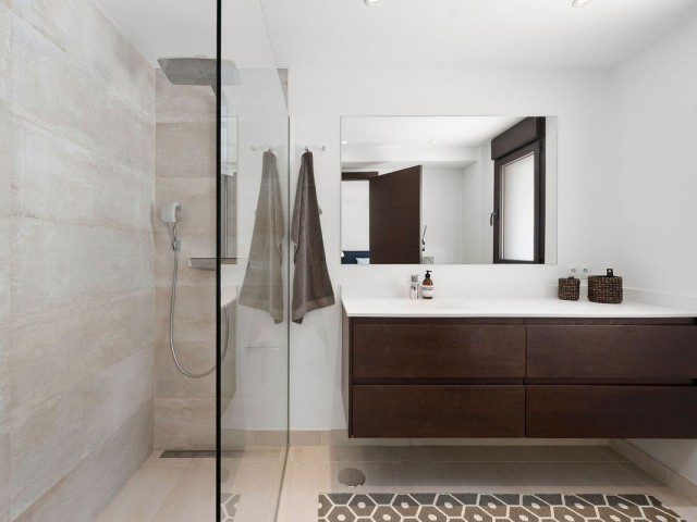 4 Bedrooms Villa in Nueva Andalucía