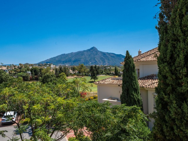 3 Soveroms Leilighet i Nueva Andalucía