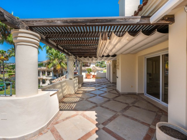 3 Soveroms Leilighet i Nueva Andalucía