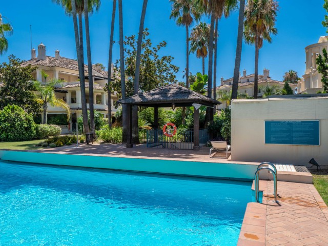 3 Soveroms Leilighet i Nueva Andalucía