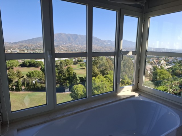 Maison mitoyenne avec 3 Chambres  à Mijas Costa