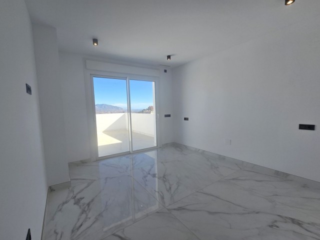 4 Bedrooms Villa in La Mairena