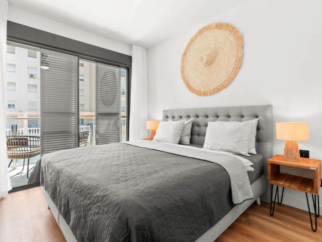 Apartamento con 2 Dormitorios  en Estepona