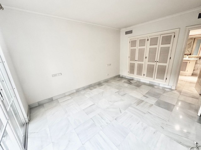 2 Slaapkamer Appartement in Monte Halcones