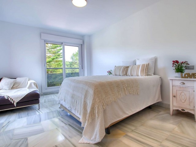 4 Makuuhuoneen Huvila Benahavís