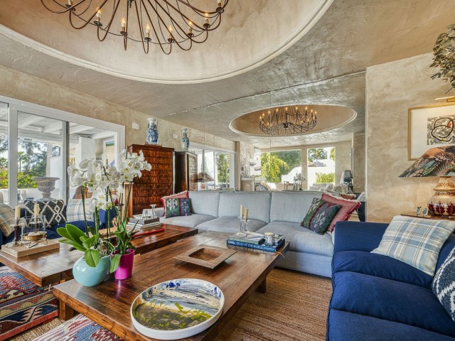 4 Makuuhuoneen Huoneisto Guadalmina Baja