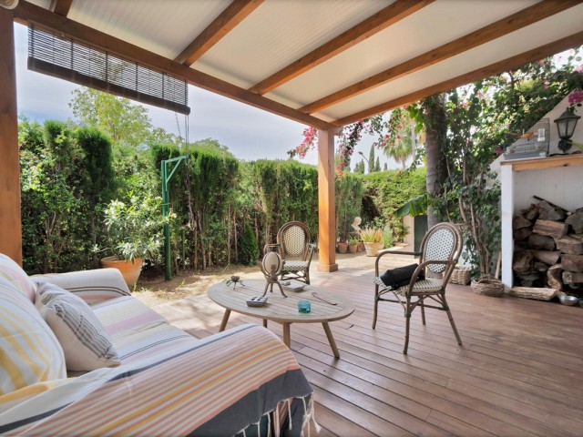 Villa con 4 Dormitorios  en Nagüeles