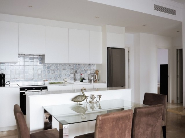 5 Bedrooms Apartment in El Paraiso