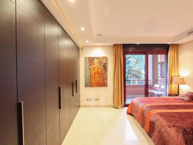 Appartement avec 2 Chambres  à Puerto Banús