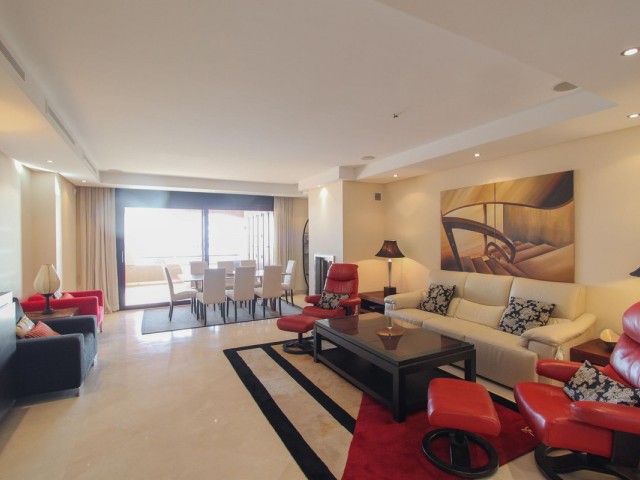 Appartement avec 2 Chambres  à Puerto Banús