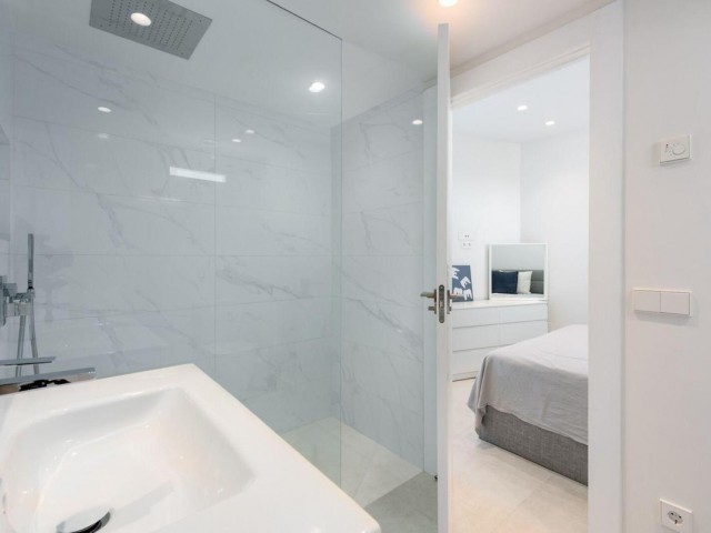 Kattohuoneisto Puerto Banús