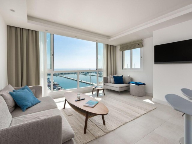 Kattohuoneisto Puerto Banús