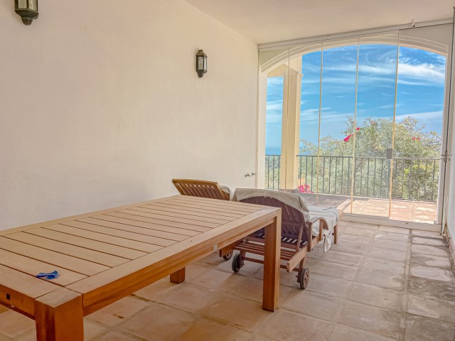 Villa avec 2 Chambres  à Istán