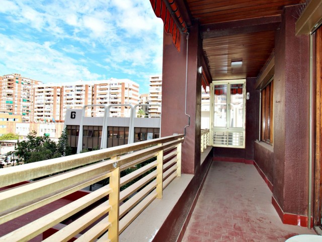 Appartement avec 3 Chambres  à Málaga