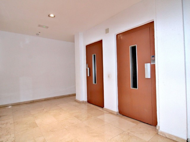 Appartement avec 3 Chambres  à Málaga