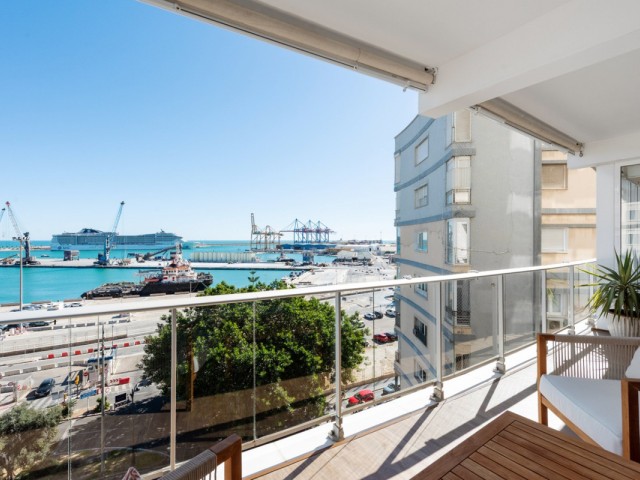 Appartement avec 3 Chambres  à Málaga