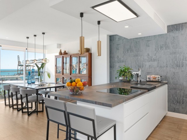 Appartement avec 3 Chambres  à Málaga