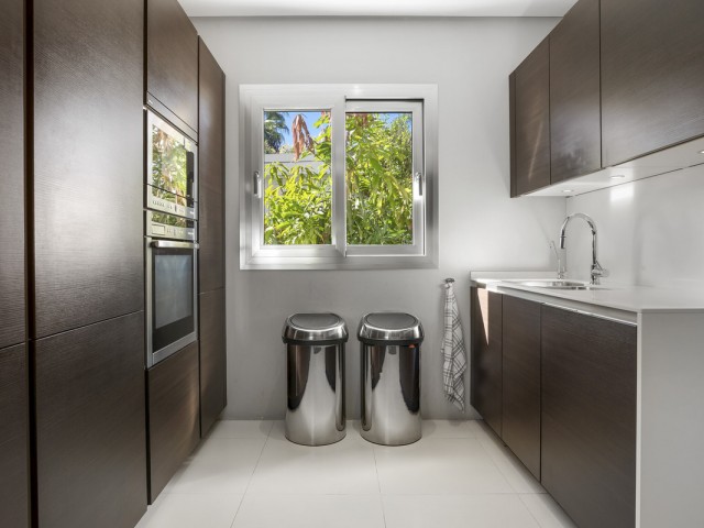 4 Soveroms Villa i Nueva Andalucía