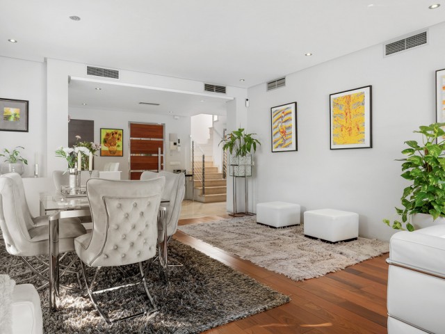 4 Soveroms Villa i Nueva Andalucía