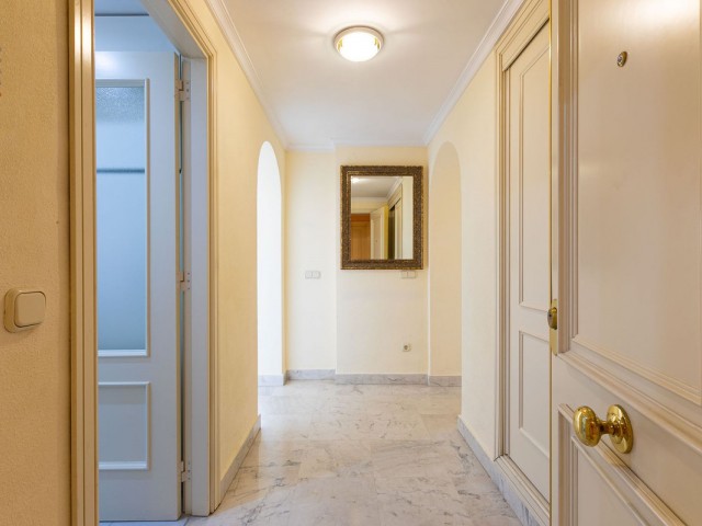 2 Bedrooms Apartment in Puerto Banús