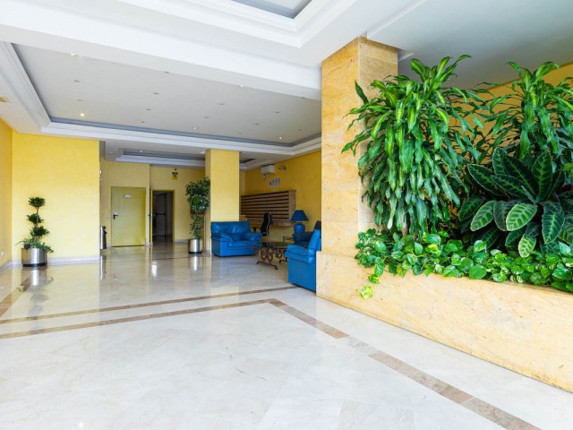 2 Bedrooms Apartment in Puerto Banús