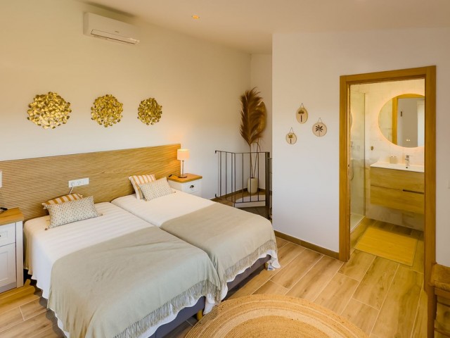 Villa avec 6 Chambres  à Montes de Málaga