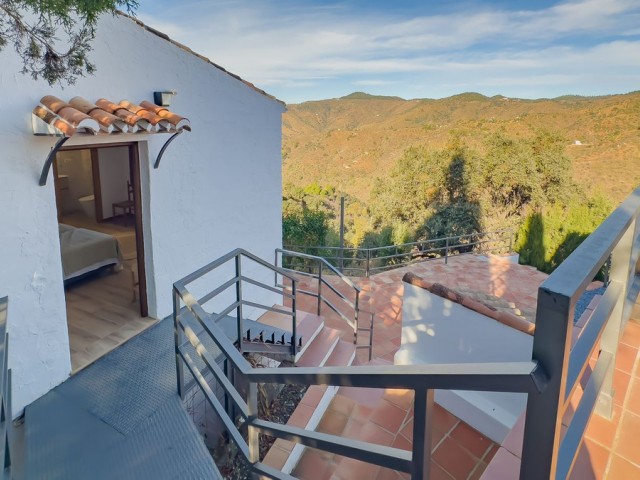 Villa avec 6 Chambres  à Montes de Málaga