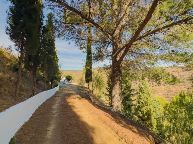 Villa avec 6 Chambres  à Montes de Málaga