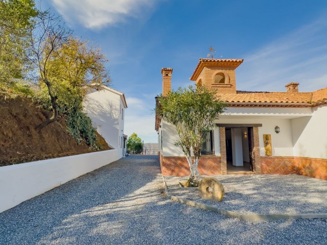 Villa avec 6 Chambres  à Montes de Málaga