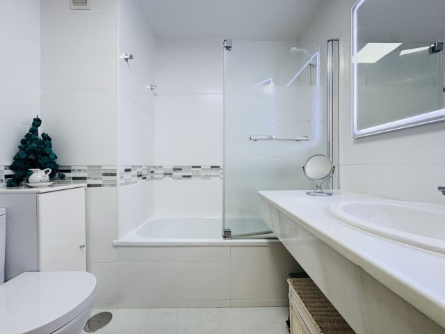 3 Slaapkamer Rijtjeshuis in Casares Playa