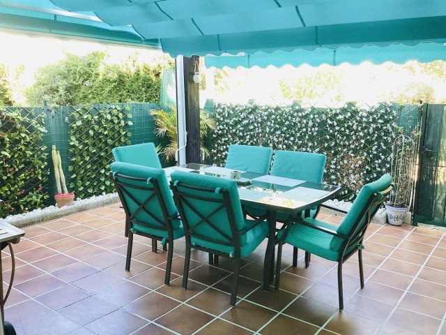 3 Slaapkamer Rijtjeshuis in Casares Playa